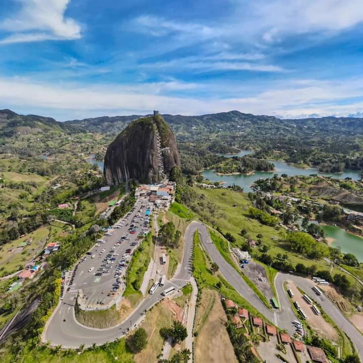 guatapé adventure guatapé adventure