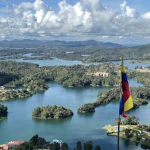 discover guatapé